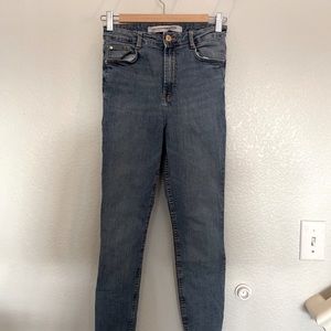 Zara jeans